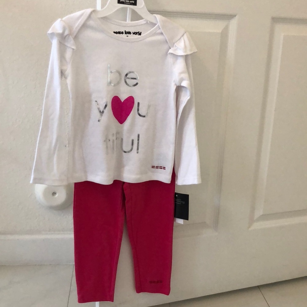 NWT Peace Love World set